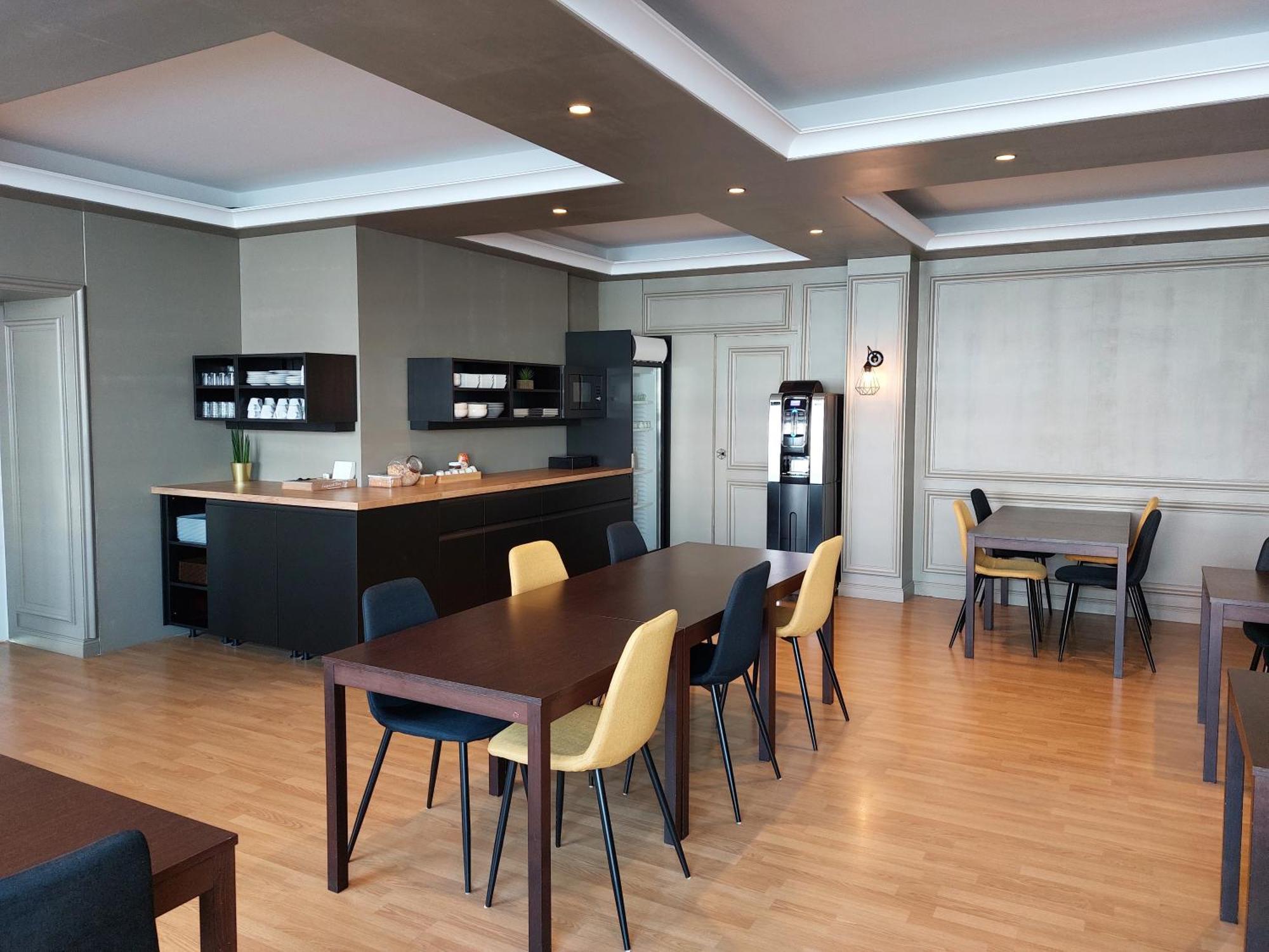Cit'Hotel L'Europe - Cholet Gare Екстер'єр фото