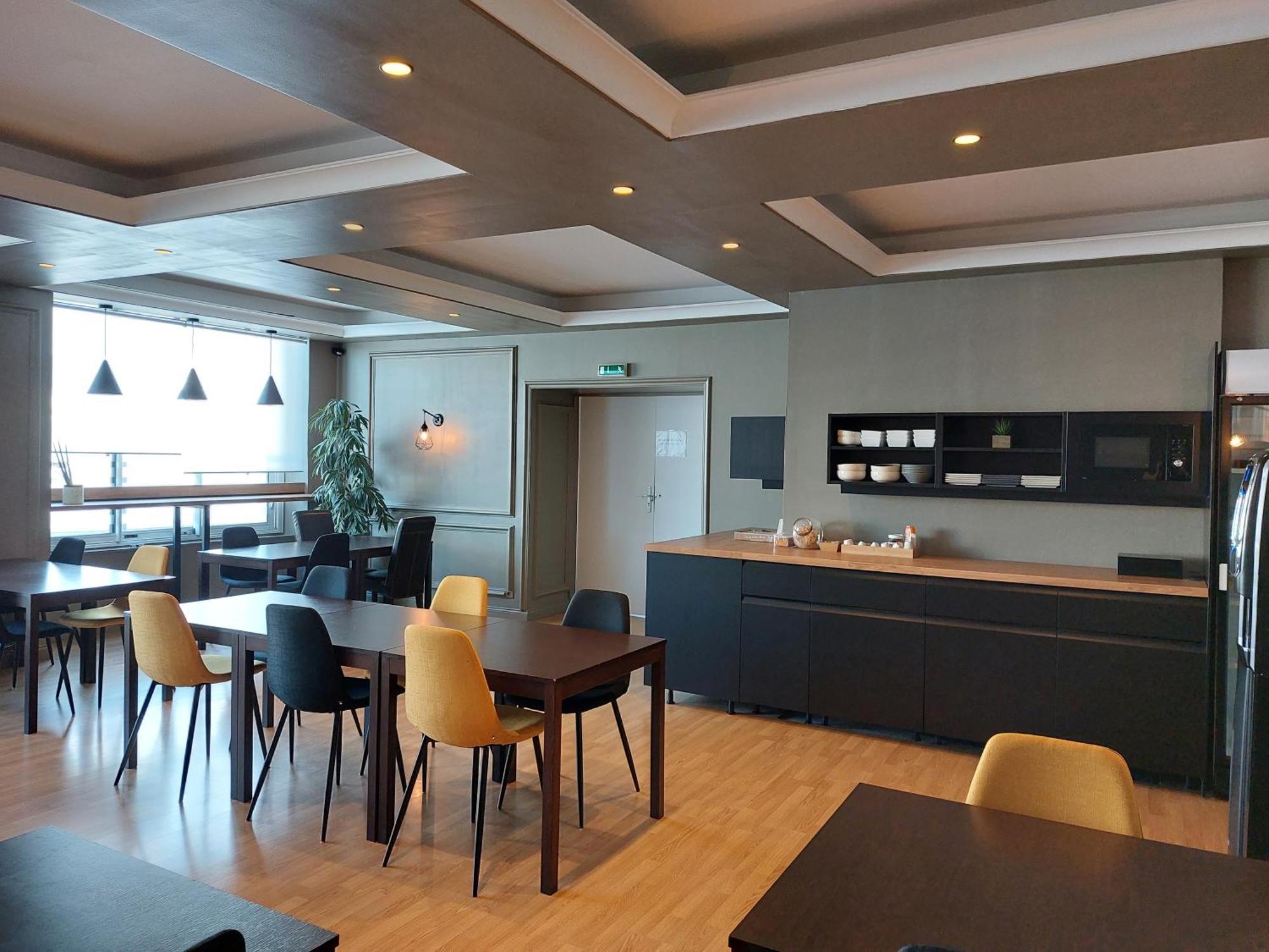 Cit'Hotel L'Europe - Cholet Gare Екстер'єр фото