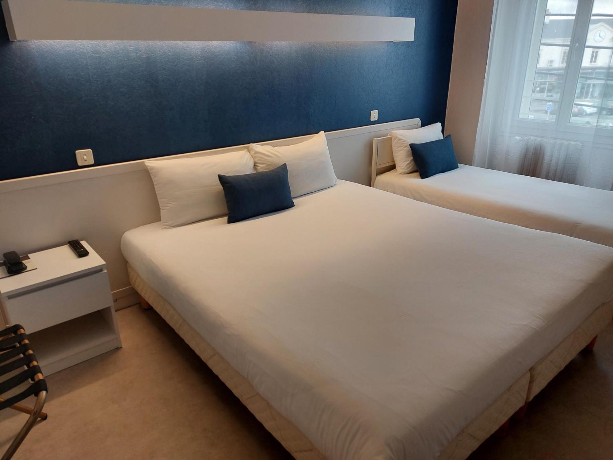 Cit'Hotel L'Europe - Cholet Gare Екстер'єр фото