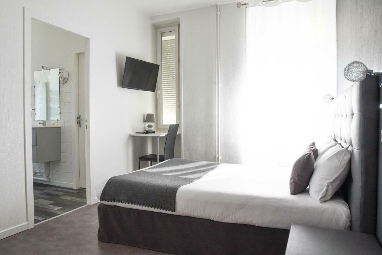 Cit'Hotel L'Europe - Cholet Gare Екстер'єр фото