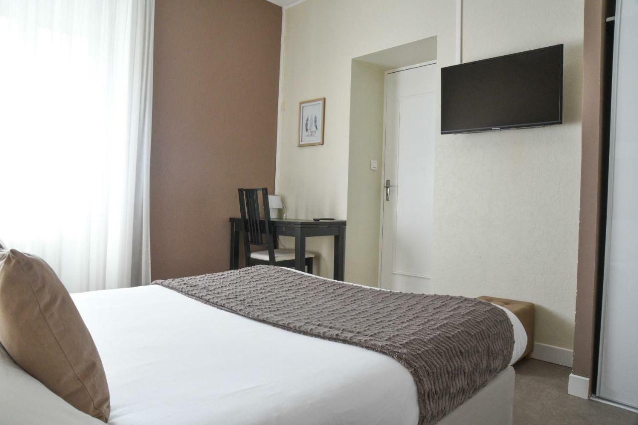 Cit'Hotel L'Europe - Cholet Gare Екстер'єр фото