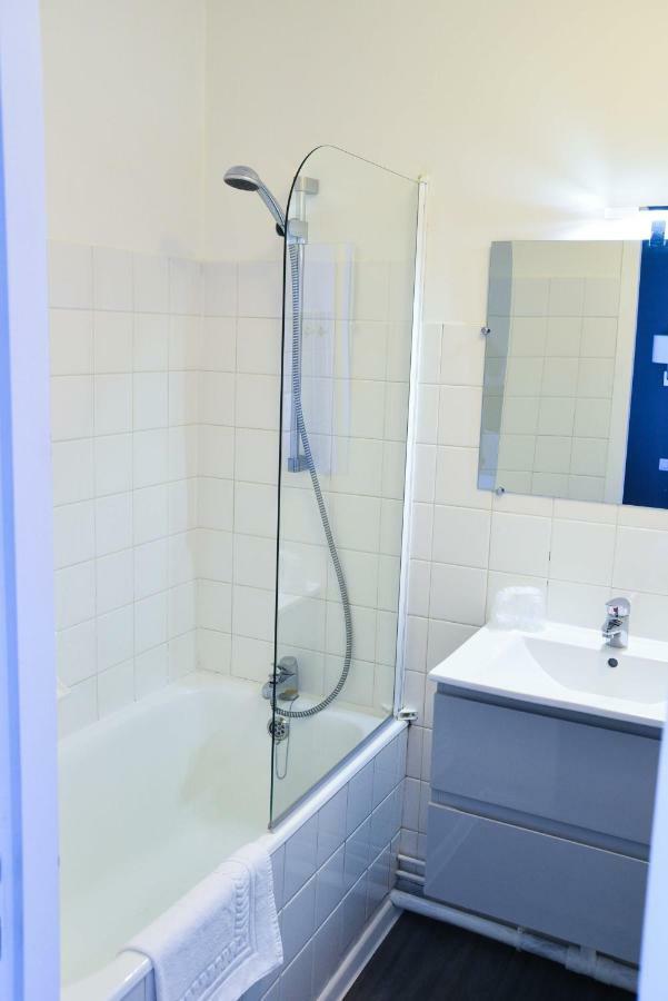 Cit'Hotel L'Europe - Cholet Gare Екстер'єр фото